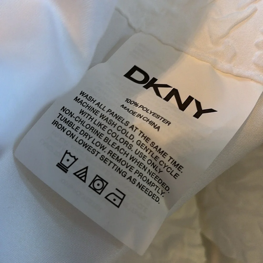DKNY  IMPRINT 52x88 4  White Textured Rod Pocket Window long Curtains Panels